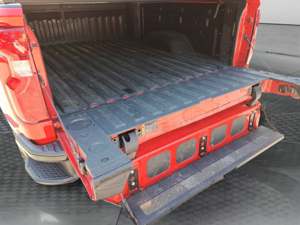 Used 2024 Chevrolet Silverado 2500 Custom w/ Custom Value Package AWD/4WD image 24