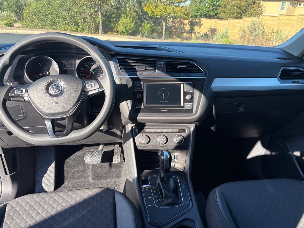 Used 2020 Volkswagen Tiguan S FWD image 16