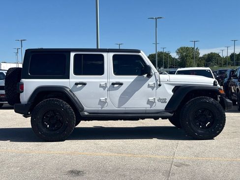 Used 2019 Jeep Wrangler Unlimited Sport S AWD/4WD image 31