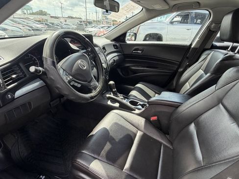 Used 2017 Acura ILX FWD image 15