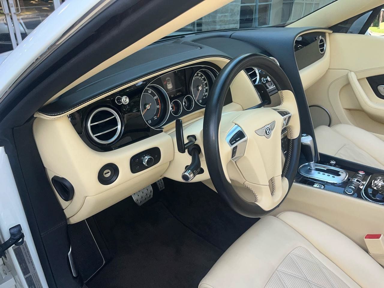 Used 2012 Bentley Continental GT AWD/4WD image 23