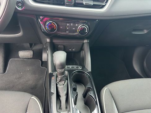 Used 2025 Chevrolet TrailBlazer LT image 15