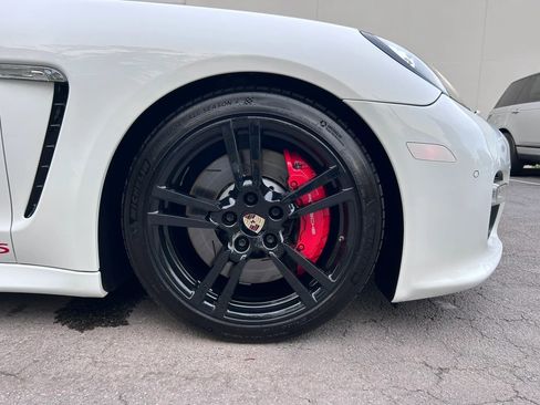 Used 2013 Porsche Panamera GTS AWD/4WD image 23