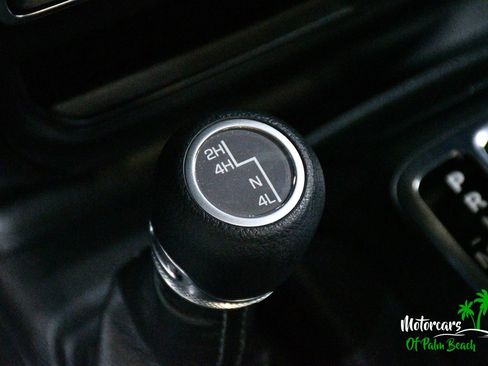 Used 2024 Jeep Wrangler Unlimited Sport AWD/4WD image 59
