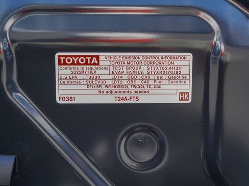 New 2025 Toyota Tacoma TRD Sport image 15