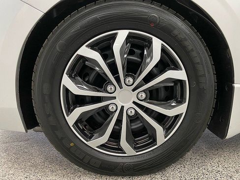 Used 2021 Nissan Sentra S image 22