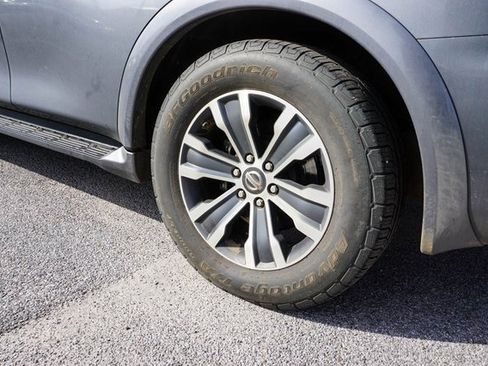 Used 2018 Nissan Armada SL w/ Premium Package image 5