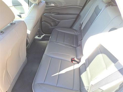 Used 2025 Chevrolet Trax ACTIV w/ Driver Confidence Package image 23