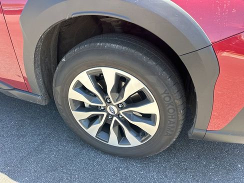 Used 2024 Subaru Outback Limited AWD/4WD image 11