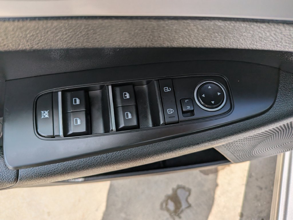 Certified 2024 Kia Forte LXS FWD image 18