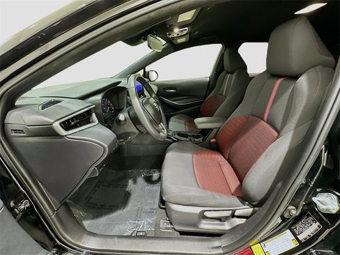 Used 2024 Toyota Corolla SE image 20