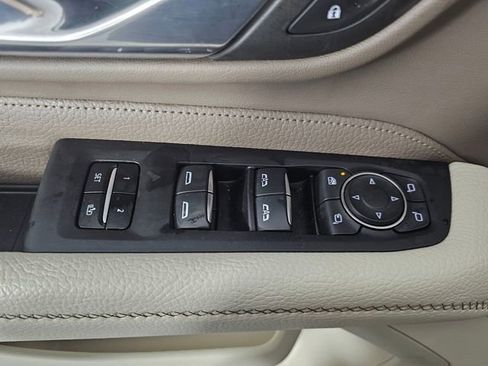 Used 2023 GMC Yukon XL Denali image 25