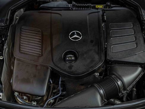 Used 2023 Mercedes-Benz C 300 4MATIC Sedan image 26