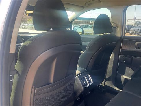 Certified 2025 Kia Sorento LX FWD image 10