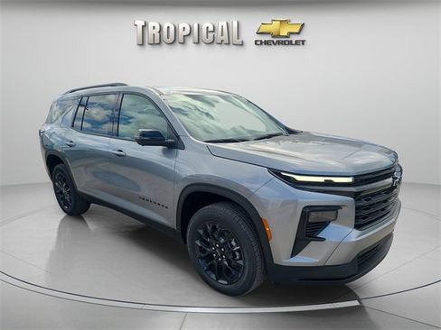 New 2026 Chevrolet Traverse LT w/ Midnight/Sport Edition image 7