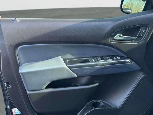 Used 2016 Chevrolet Colorado Z71 AWD/4WD image 19