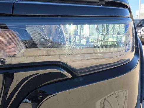 New 2026 RAM 1500 Laramie w/ Night Edition AWD/4WD image 10