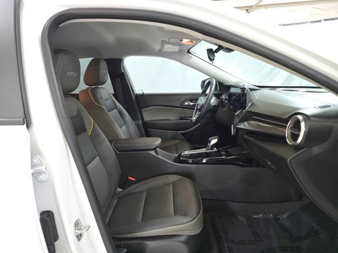Used 2025 Chevrolet Trax ACTIV w/ Driver Confidence Package FWD image 10