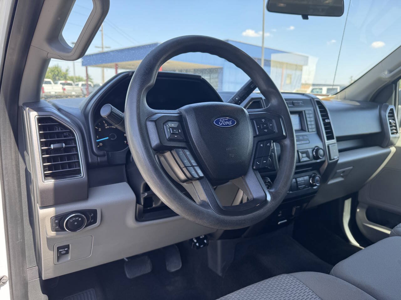 Used 2018 Ford F150 XLT w/ Trailer Tow Package AWD/4WD image 6