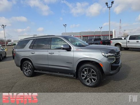 Used 2021 Chevrolet Tahoe Z71 w/ Z71 Signature Package image 2