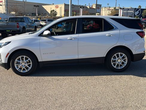 Certified 2024 Chevrolet Equinox LT image 4