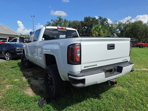 Used 2019 GMC Sierra 2500 Denali w/ Duramax Plus Package AWD/4WD image 5