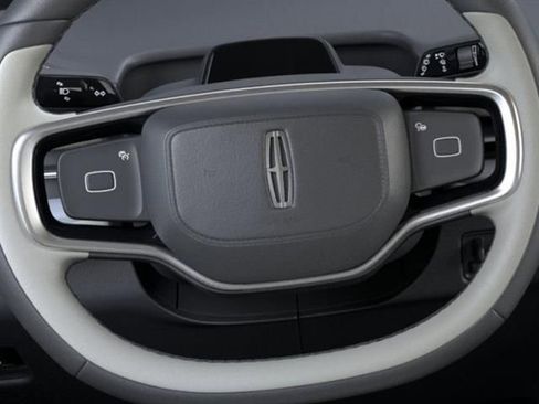 New 2026 Lincoln Navigator Reserve w/ Jet Appearance Package image 12