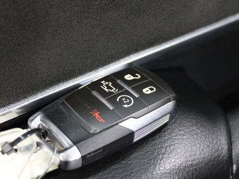 Used 2024 RAM 2500 Laramie w/ Night Edition image 35