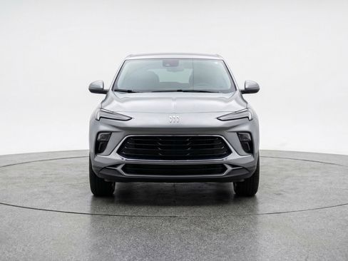 Used 2025 Buick Encore GX Preferred image 2