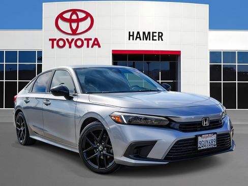 Used 2022 Honda Civic Sport image 1