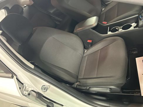 Used 2024 Hyundai Kona SE FWD image 23