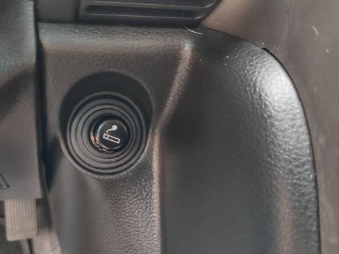 Used 2003 INFINITI G35 Coupe w/ Premium Pkg image 31