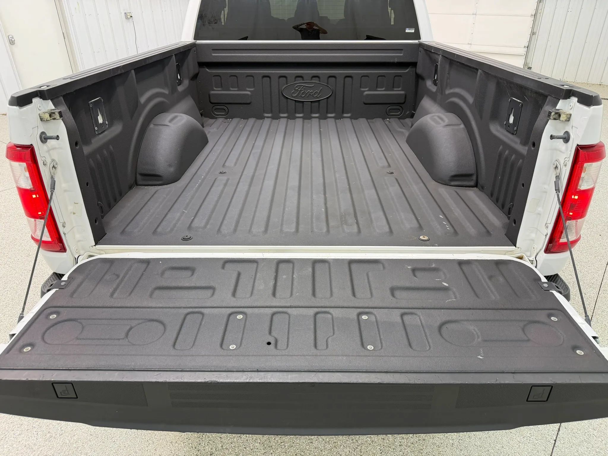 Used 2022 Ford F150 XL w/ STX Appearance Package AWD/4WD image 12