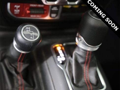 Used 2021 Jeep Wrangler Unlimited Rubicon w/ Cold Weather Group image 8