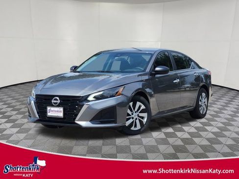 New 2025 Nissan Altima 2.5 S image 1