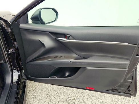 Used 2023 Toyota Camry LE image 24