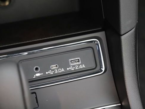 New 2026 Subaru Ascent Limited AWD/4WD image 29