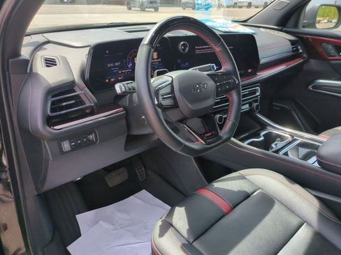 Certified 2024 Chevrolet Traverse RS AWD/4WD image 10