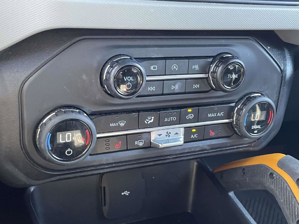 Used 2023 Ford Bronco Badlands w/ Sasquatch Package AWD/4WD image 37