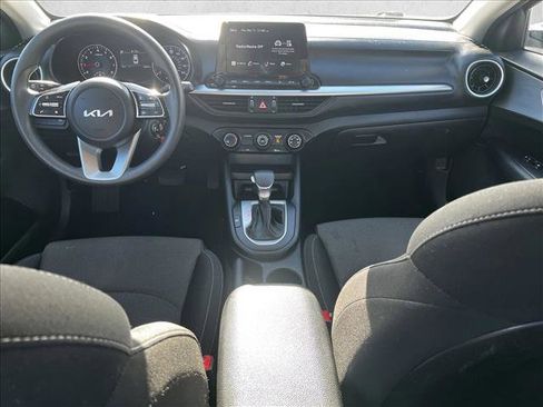 Used 2023 Kia Forte LXS image 19