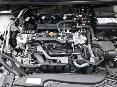 Used 2024 Toyota Corolla LE image 27