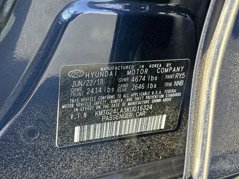 Used 2019 Genesis G70 2.0T Sport image 21