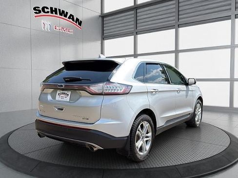 Used 2018 Ford Edge Titanium AWD/4WD image 4