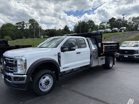 New 2026 Ford F550 4x4 Supercab Super Duty image 3