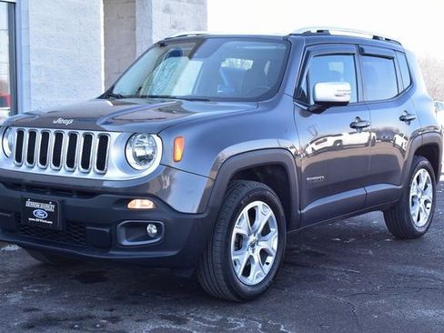 Used 2017 Jeep Renegade Limited image 8
