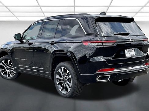 New 2025 Jeep Grand Cherokee Overland w/ Trailer Tow Package AWD/4WD image 3