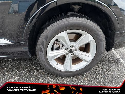 Used 2021 Audi Q7 2.0T Premium w/ Convenience Package AWD/4WD image 11