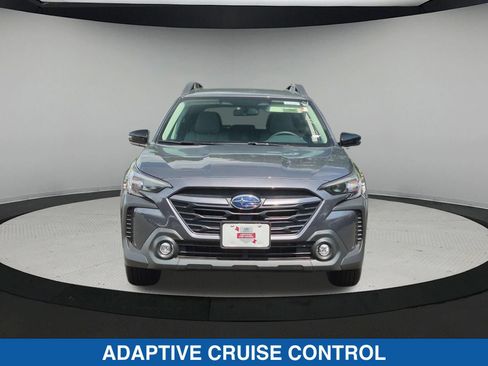 Certified 2025 Subaru Outback Premium AWD/4WD image 9