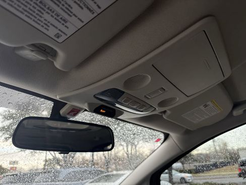 Used 2021 Ford EcoSport SE w/ SE Convenience Package image 32