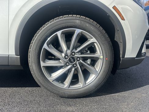 New 2026 Lincoln Corsair Premiere image 20